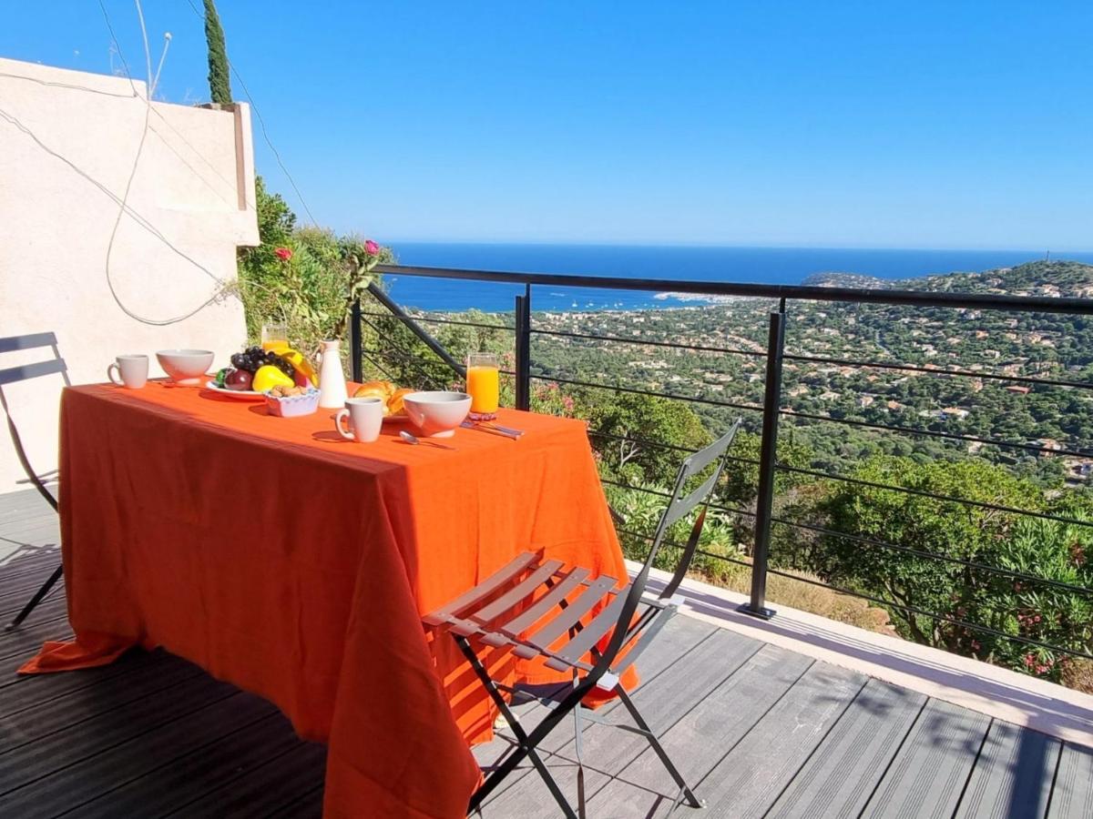 Holiday Home Les Terrasses De L'Eau Blanche-4 By Interhome Cavalaire-sur-Mer Exteriör bild