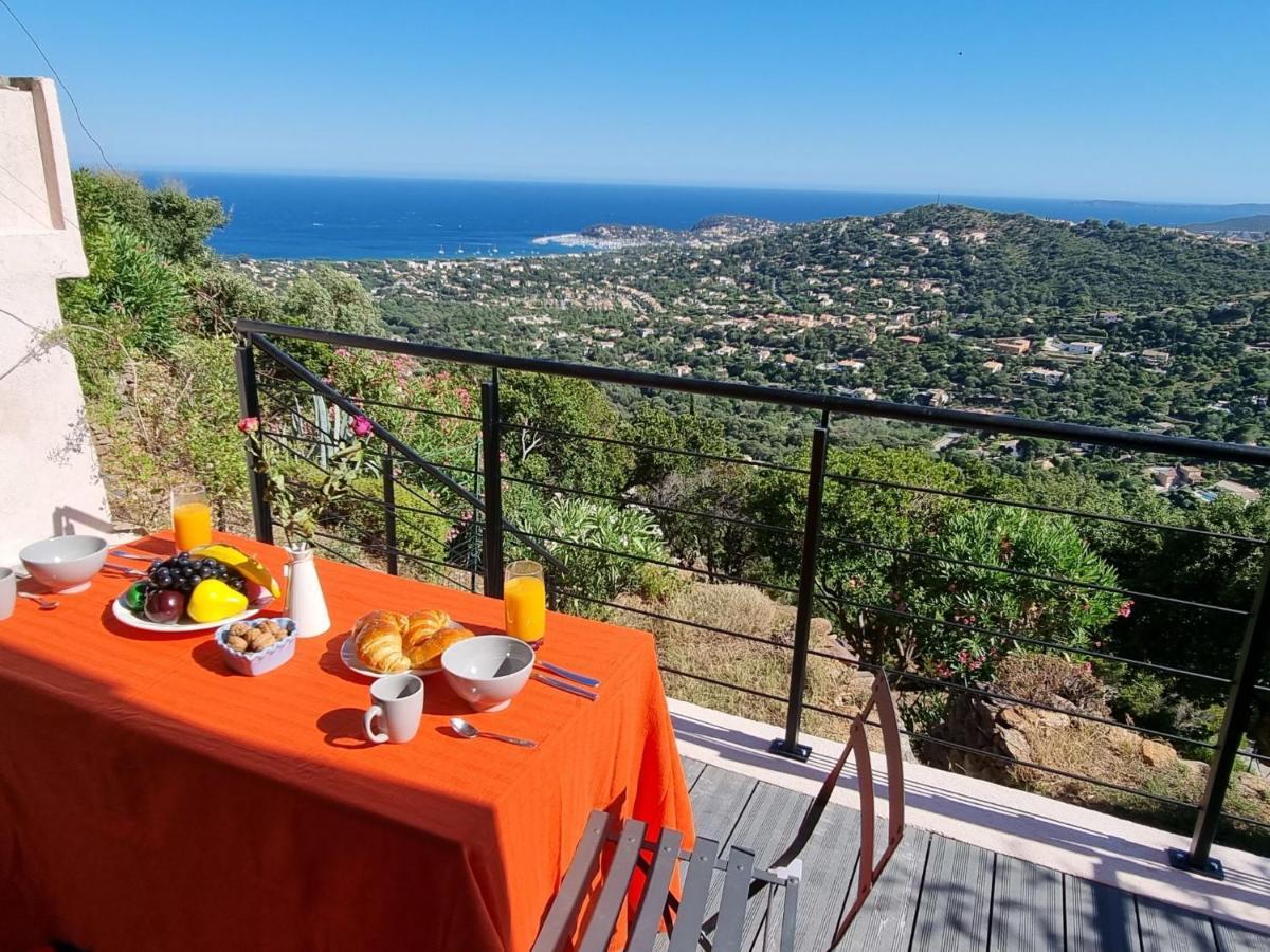 Holiday Home Les Terrasses De L'Eau Blanche-4 By Interhome Cavalaire-sur-Mer Exteriör bild